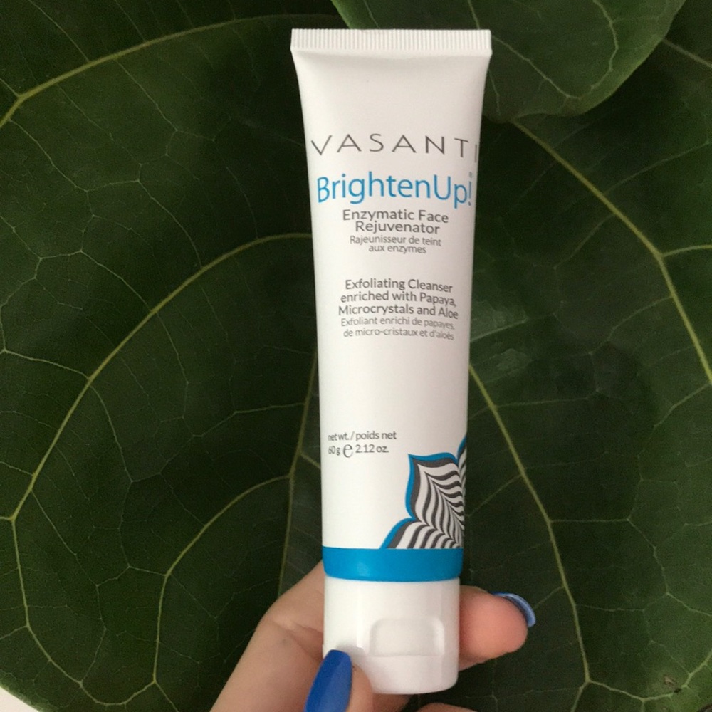Vasanti BrightenUp! Exfoliating Cleanser